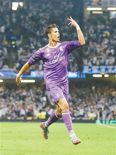 而铁人三项 而铁人三项