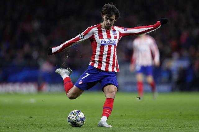 3岁被母亲遗弃，20岁获22个世界冠军，母亲后悔认亲，结局怎样.